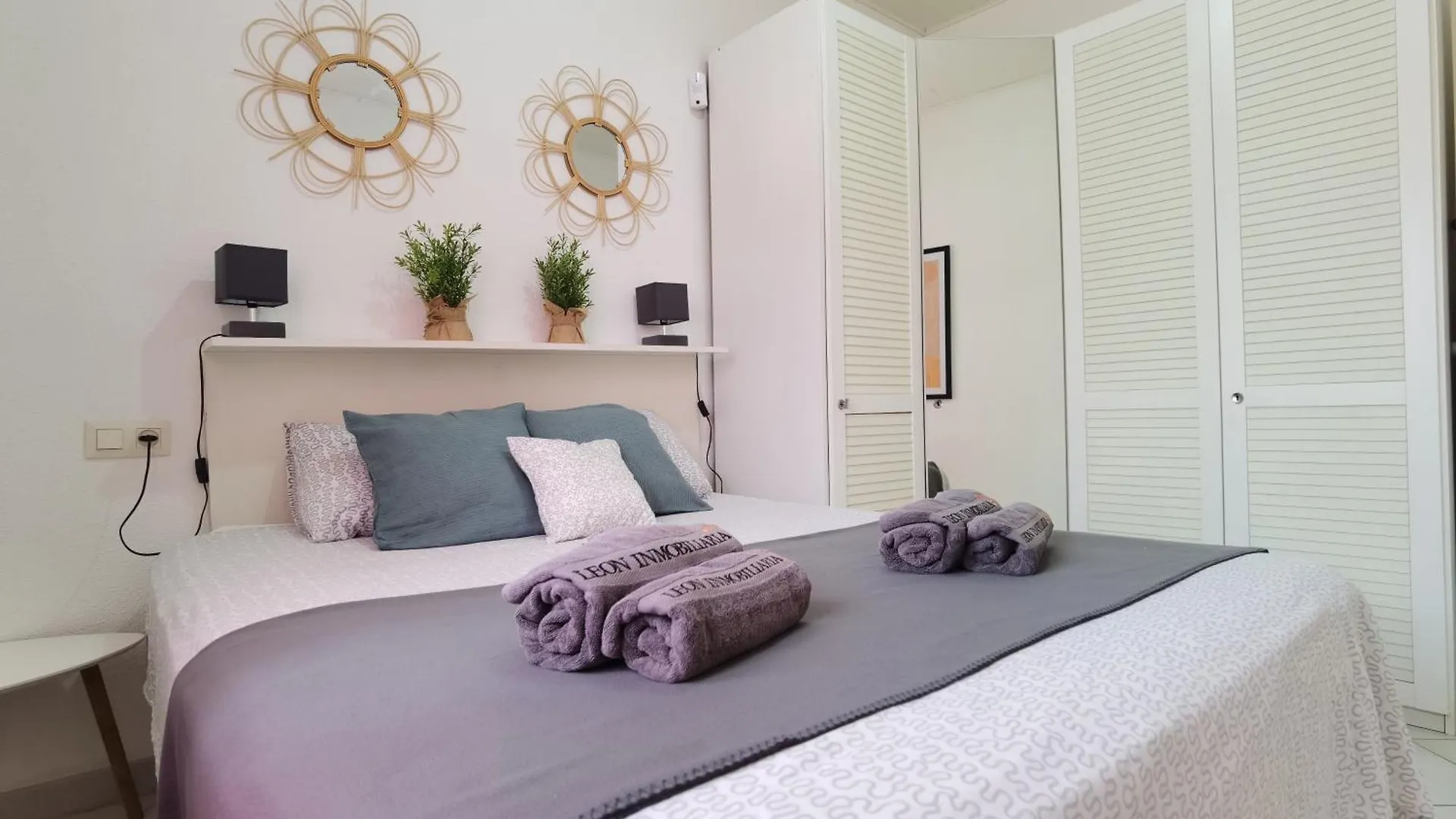 Leon Inmo Apartment Regina - 15762 Empuriabrava Hiszpania
